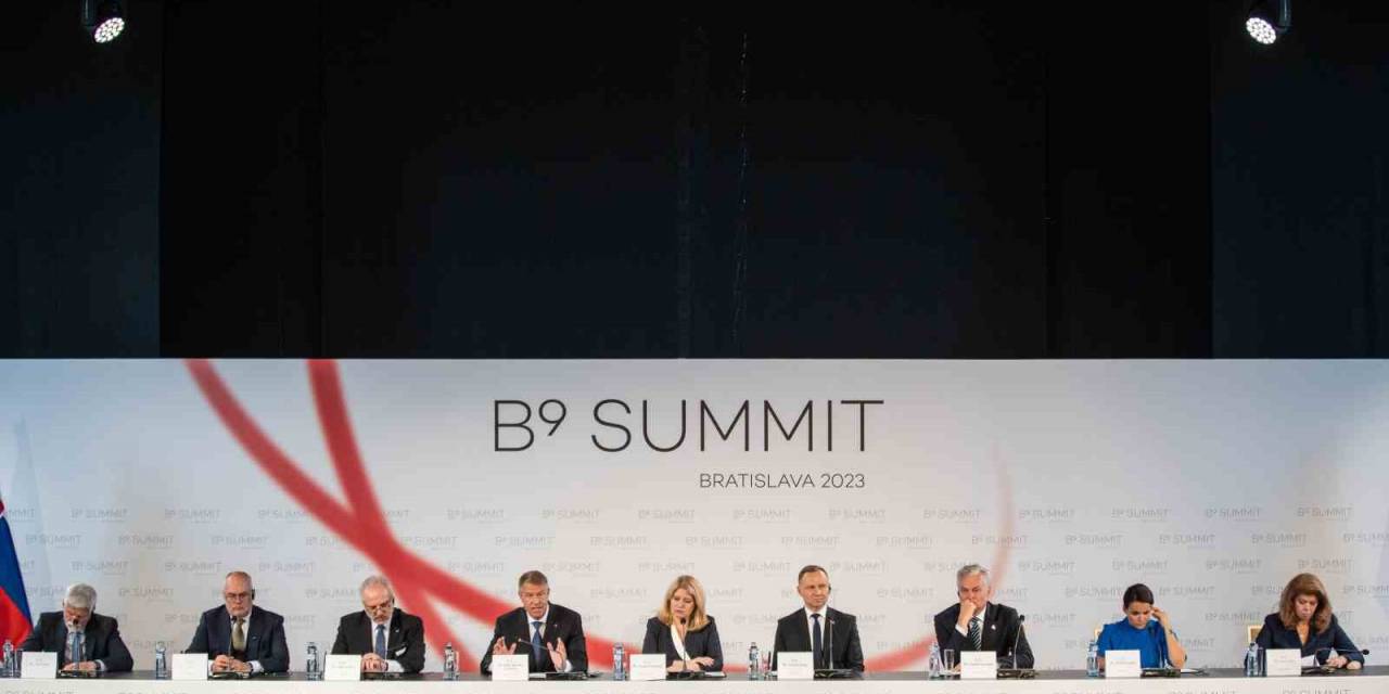 Bükreş Dokuzlusundan Ukrayna’ya Destek Mesajı