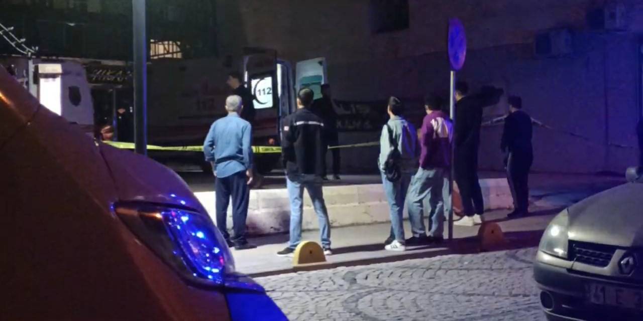 Tartıştığı Şahıs Tarafından Kalbinden Bıçaklanarak Öldürüldü