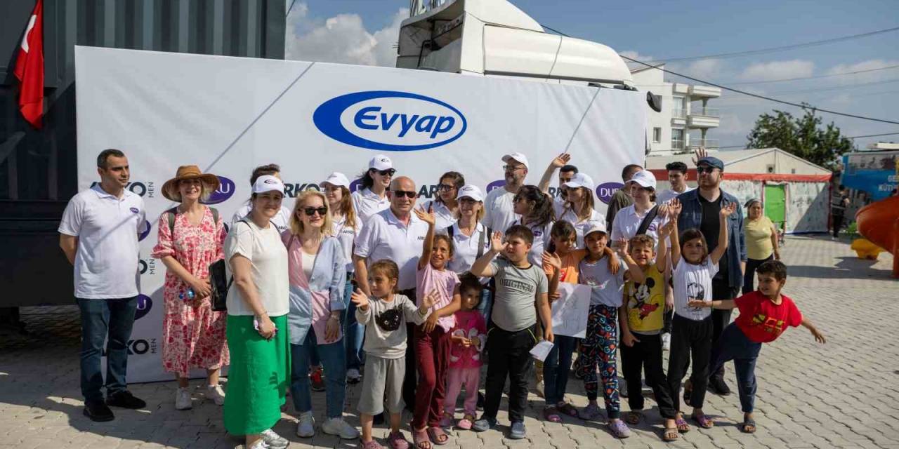 Evyap’tan Deprem Bölgesine Mobil Berber Tırı Ve 10 Hijyen İstasyonu Desteği