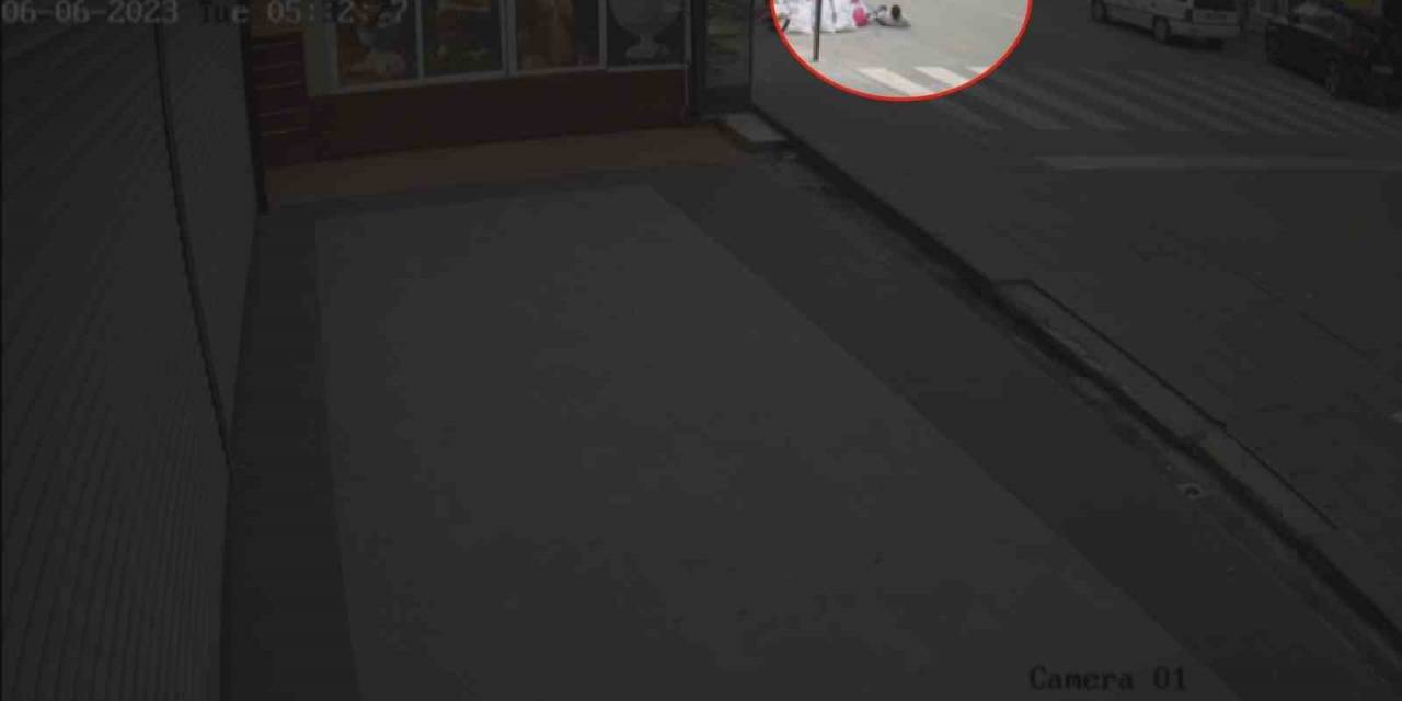 Süratli Aracıyla Çarptığı İki Kişiyi Yaralayıp Ardına Bakmadan Kaçtı