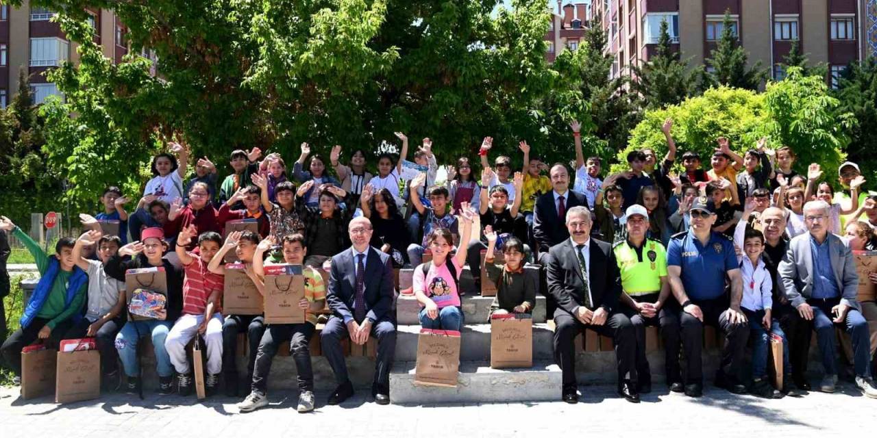 Başkan Pekyatırmacı Trafik Eğitim Parkı’nda Çocuklarla Bir Araya Geldi