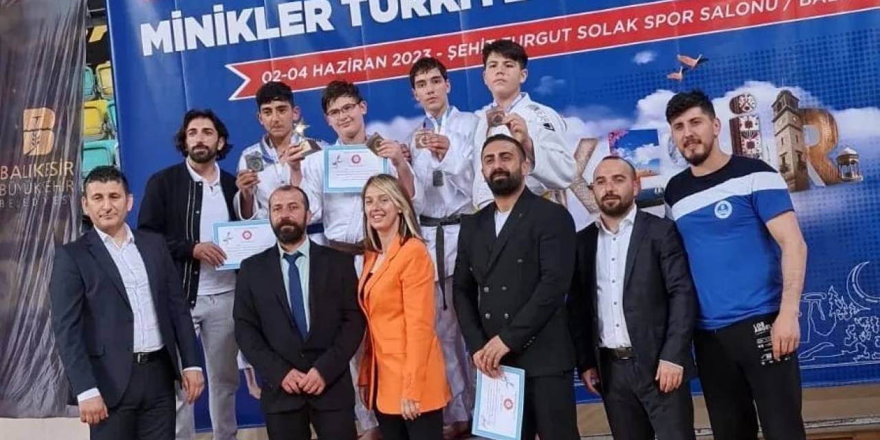 Minikler Türkiye Judo Şampiyonası’nda Kırklarelili Sporcu Kürsüde