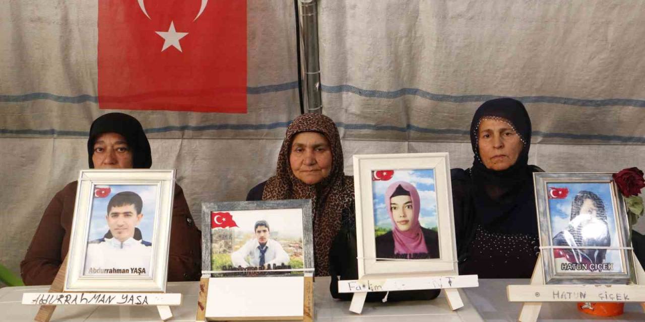 Evlat Nöbetindeki Ailelerin Çocuklarını Umutla Bekleyişi Sürüyor