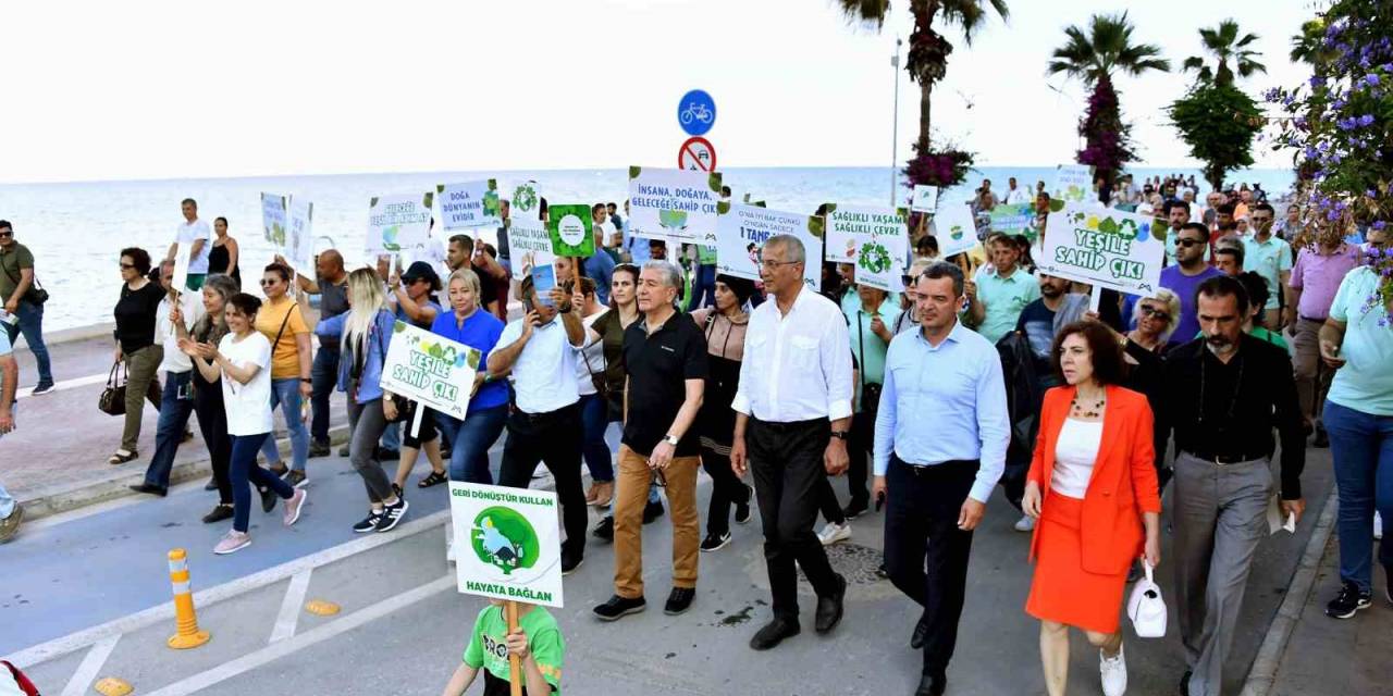 Mersinliler Temiz Bir Çevre İçin Yürüdü