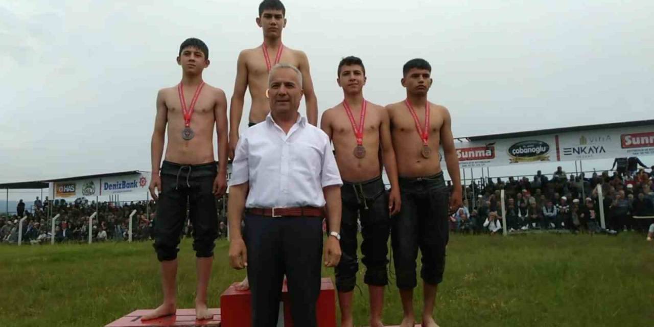 Yağlı Güreşte Yunusemre Fırtınası Esti