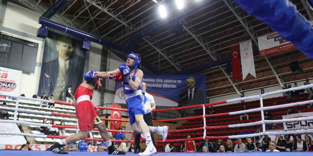 Yıldız Erkekler Ve Kadınlar Türkiye Ferdi Boks Şampiyonası Tamamlandı