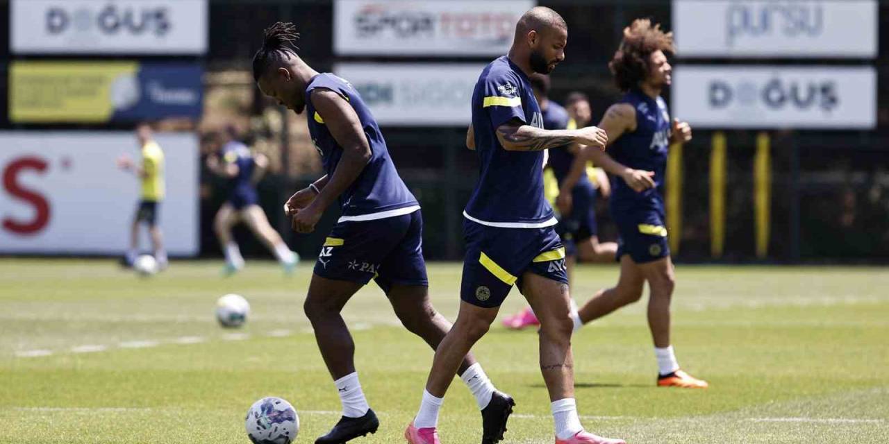 Fenerbahçe’de Kupa Maçı Hazırlıkları Sürüyor