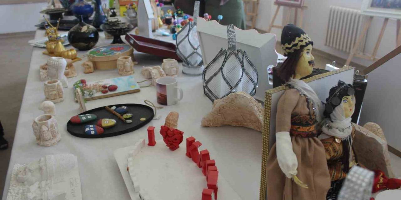 Kahta’da Yıl Sonu Sergisine Yoğun İlgi