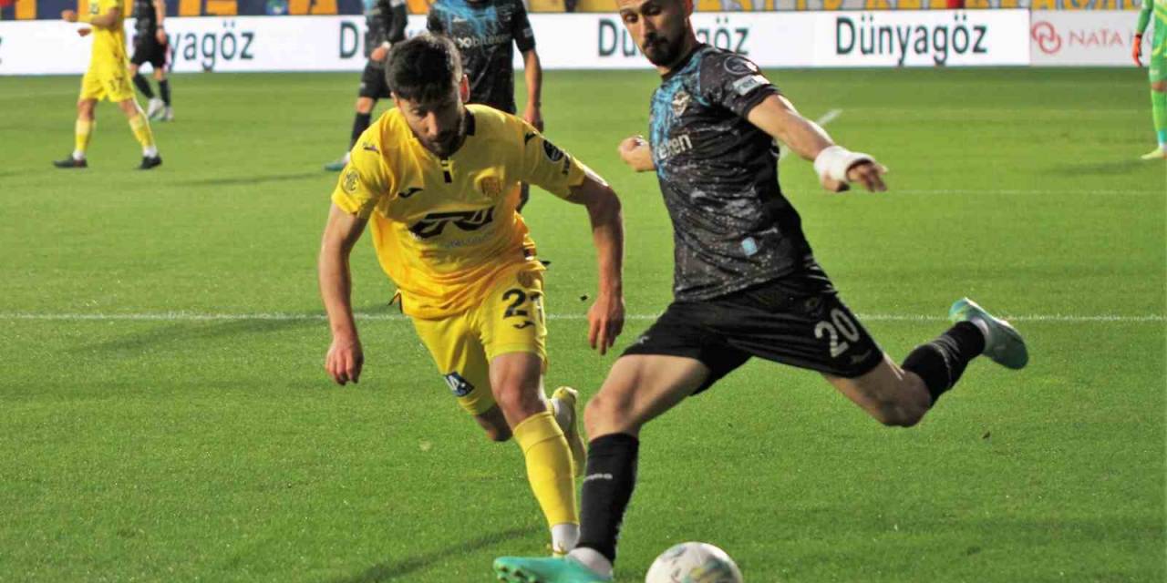 Spor Toto Süper Lig: Mke Ankaragücü: 0 - Adana Demirspor: 1 (ilk Yarı)
