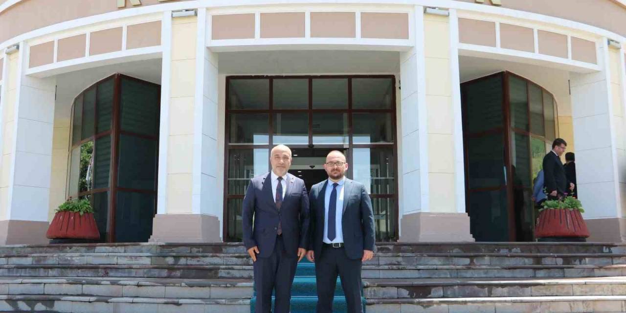 Muş Alparslan Üniversitesinde Devir Teslim Töreni