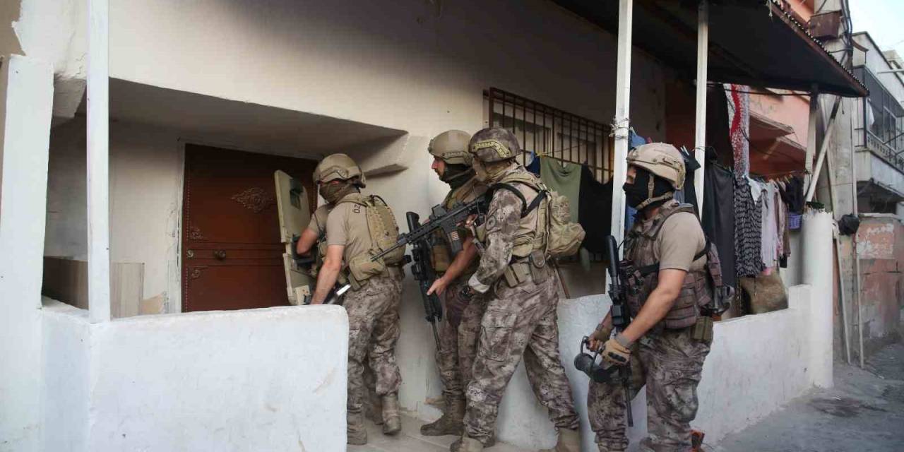 Mersin’de Uyuşturucu Satıcılarına Şafak Operasyonu: 31 Gözaltı Kararı
