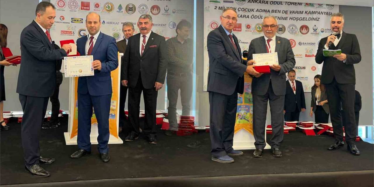 “2 Milyon Çocuk İçin Ben De Varım“ Projesi Ödül Aldı