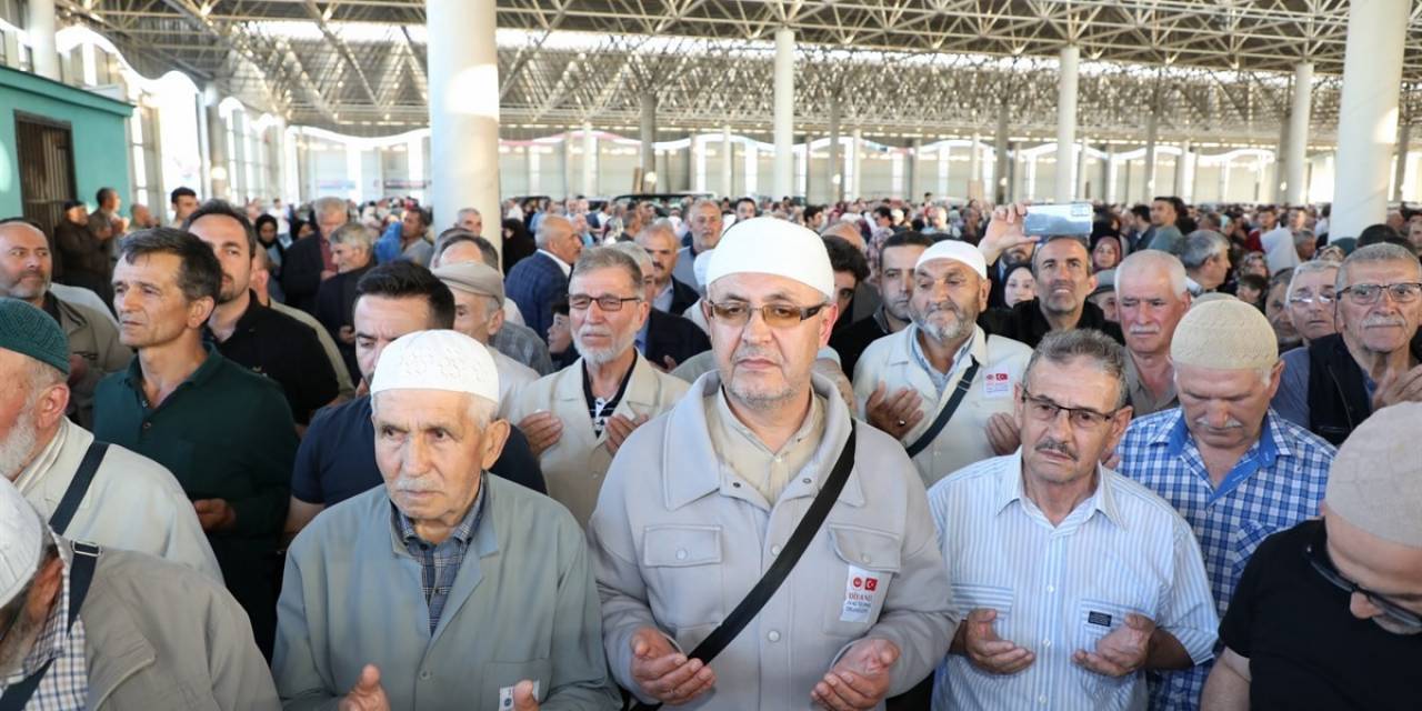 Hacı Adayları İçin Uğurlama Töreni Düzenlendi