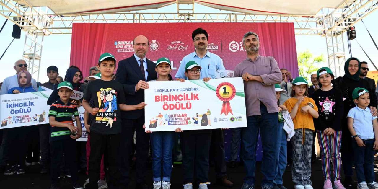 “okullar Arası Sıfır Atık Yarışması”nın Ödül Töreni Sille Seyir Tepesi’nde Gerçekleşti