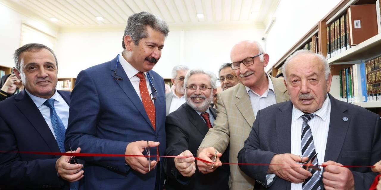 Duayen Edebiyatçı Prof. Dr. Kemal Yavuz’a Vefa