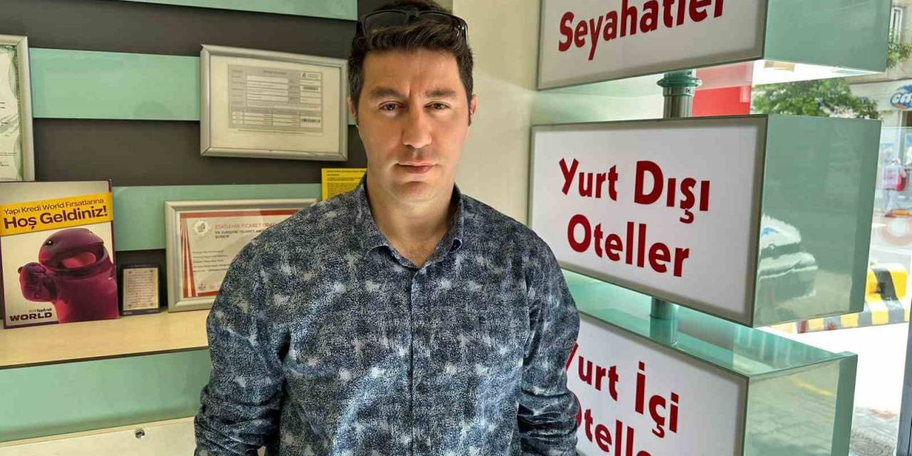 9 Günlük Tatili Değerlendirmek İsteyen Vatandaşlar Turizm Acentelerine Akın Etti