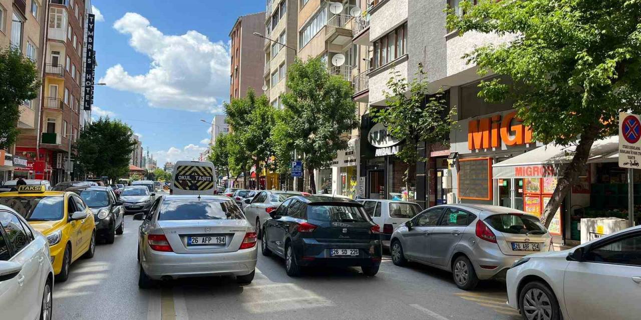 Her 3 Kişiden 1’ine Araç Düşen Eskişehir’de Trafik Problemleri Her Geçen Gün Artıyor