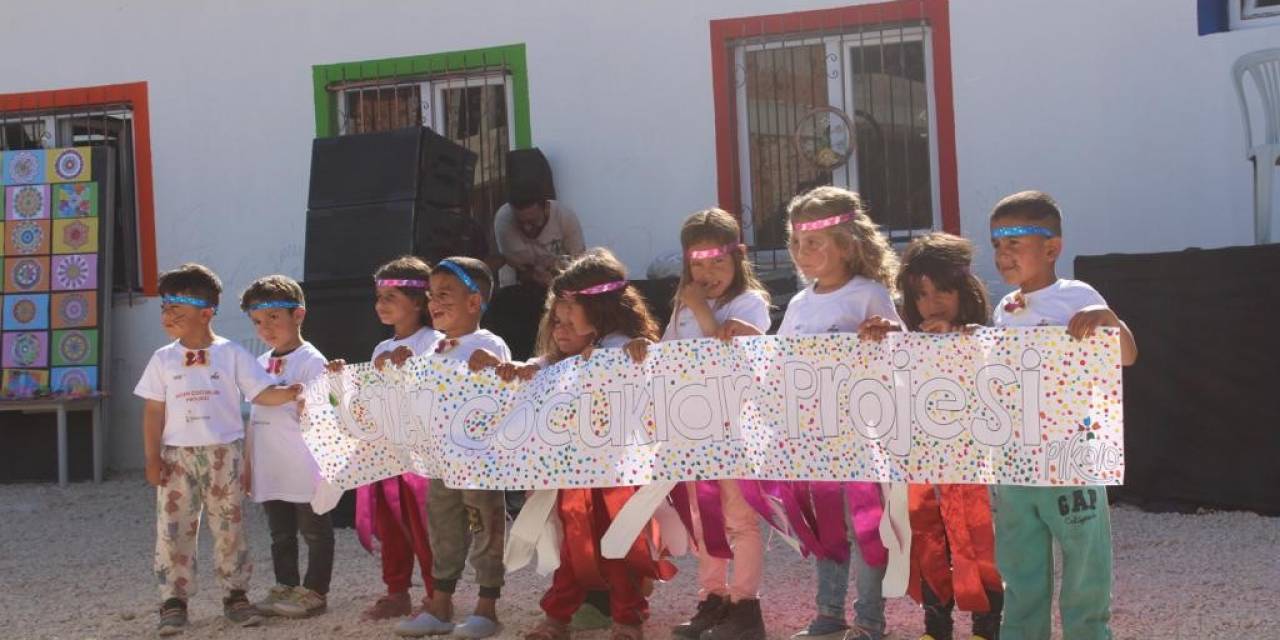 Çadırkentte Çocuk İşçiliğinin Önlenmesi Amacıyla Sosyal Destek Merkezi Açıldı