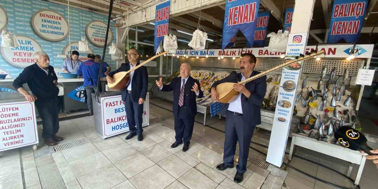 Aşık’lar Denizler İçin Türkiye Deniz Canlıları Müzesi’nde Çaldı