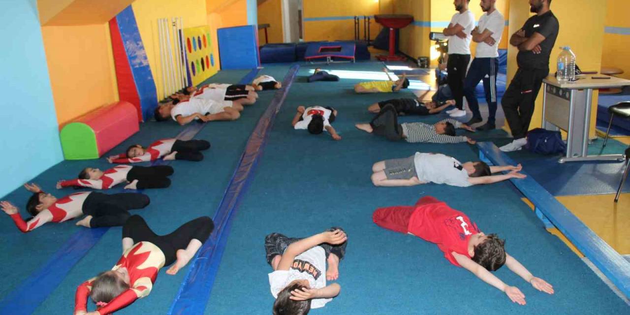 Şırnaklı Cimnastikçilerin Hedefi Milli Takım