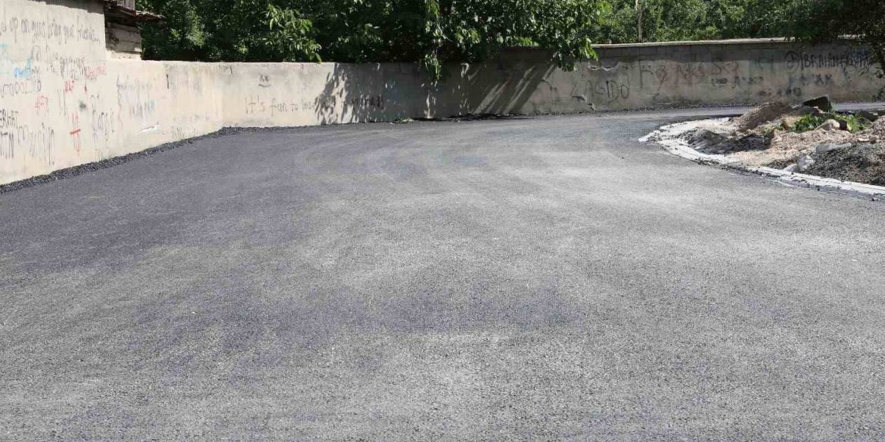 İpekyolu’nda Asfalt Çalışmaları Devam Ediyor