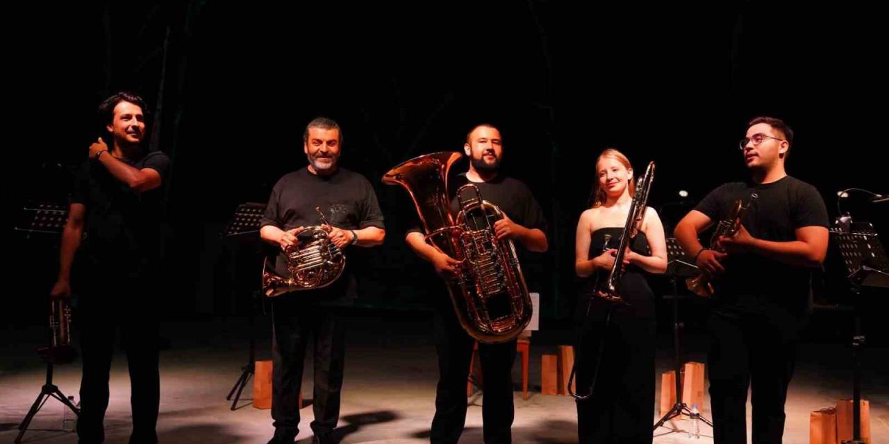 Ayvalık’ta 9. Aıma Müzik Festivali Başladı