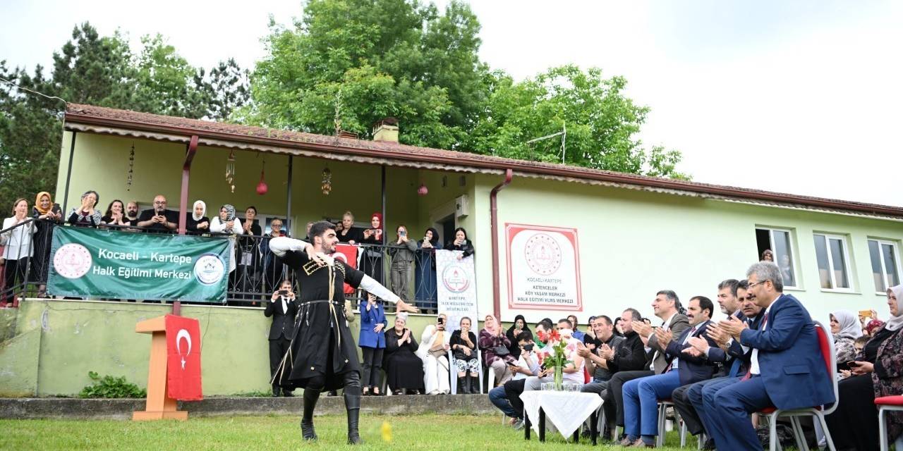 Kartepe’de Hayat Boyu Öğrenme Haftası Kutlandı