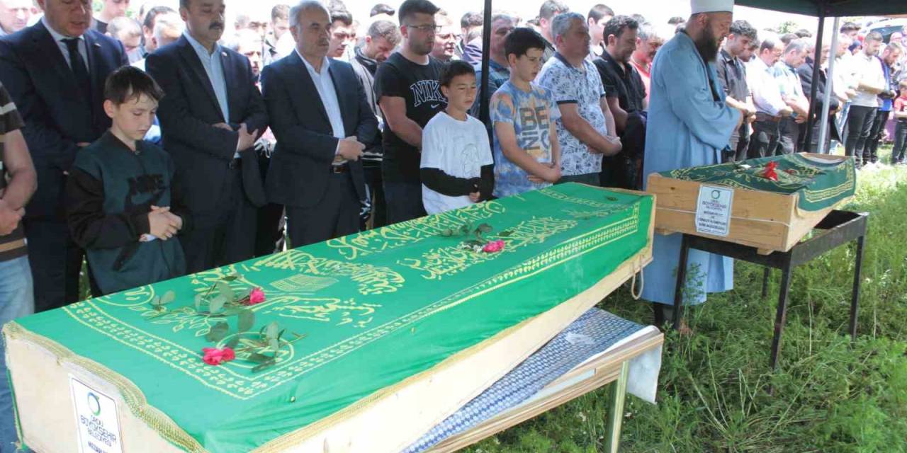 Ordu’da Denizde Hayatını Kaybeden 2 Kişi Toprağa Verildi