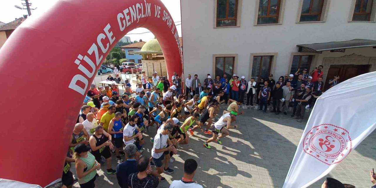 Tarihi İpek Yolu Trail Koşusu 700 Sporcu İle Start Aldı
