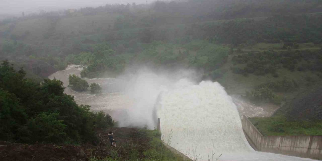 Samsun’da Sel Barajları Doldurdu