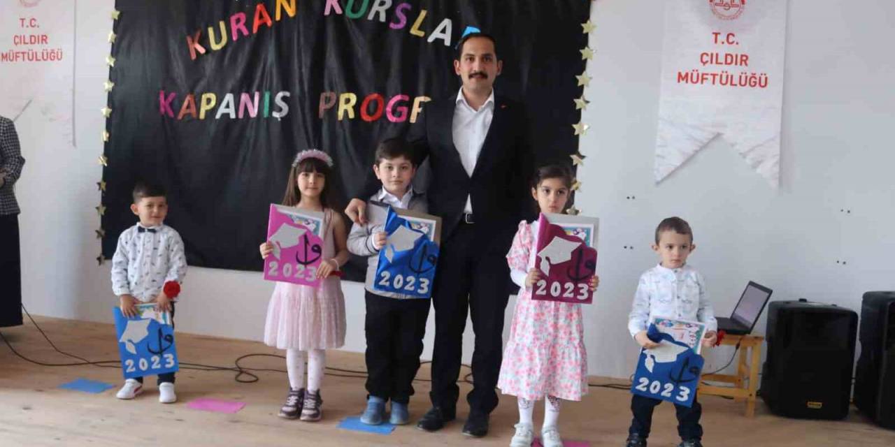 Çıldır Kuran Kursu Öğrencilerinin Karne Sevinci