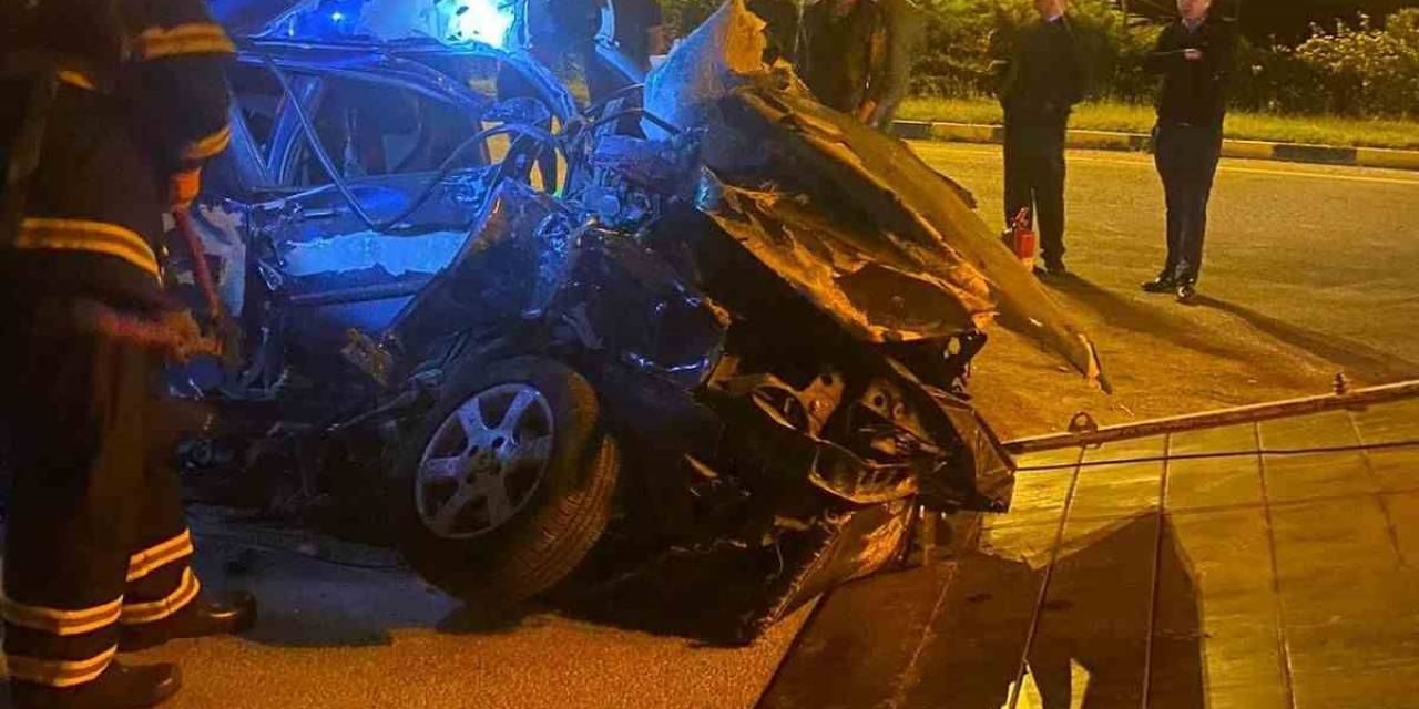 Otobüsle Çarpışan Otomobilin Sürücüsü 203 Promil Alkollü Çıktı