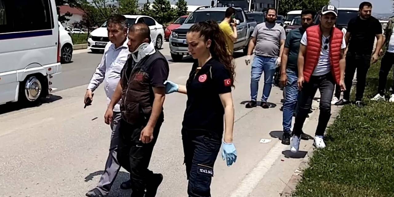 Cip İle Elektrikli Bisiklet Çarpıştı: 2 Yaralı