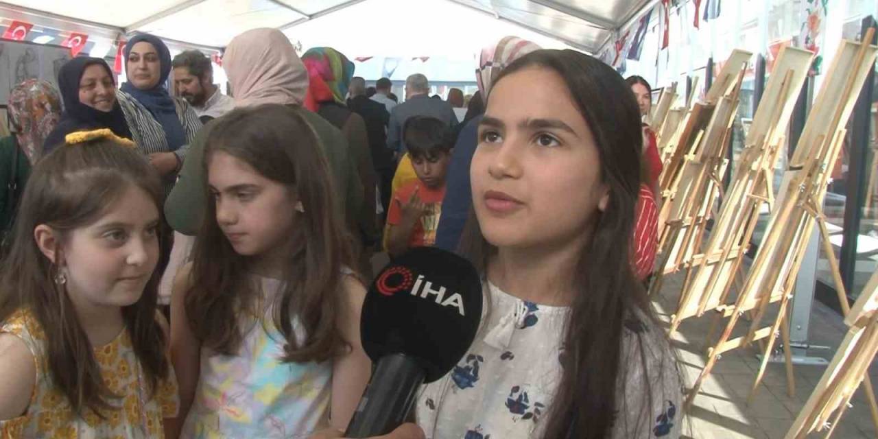 Arnavutköy Sanat Atölyesi Yıl Sonu Sergisi Ve Gösterisi Büyük Beğeni Topladı