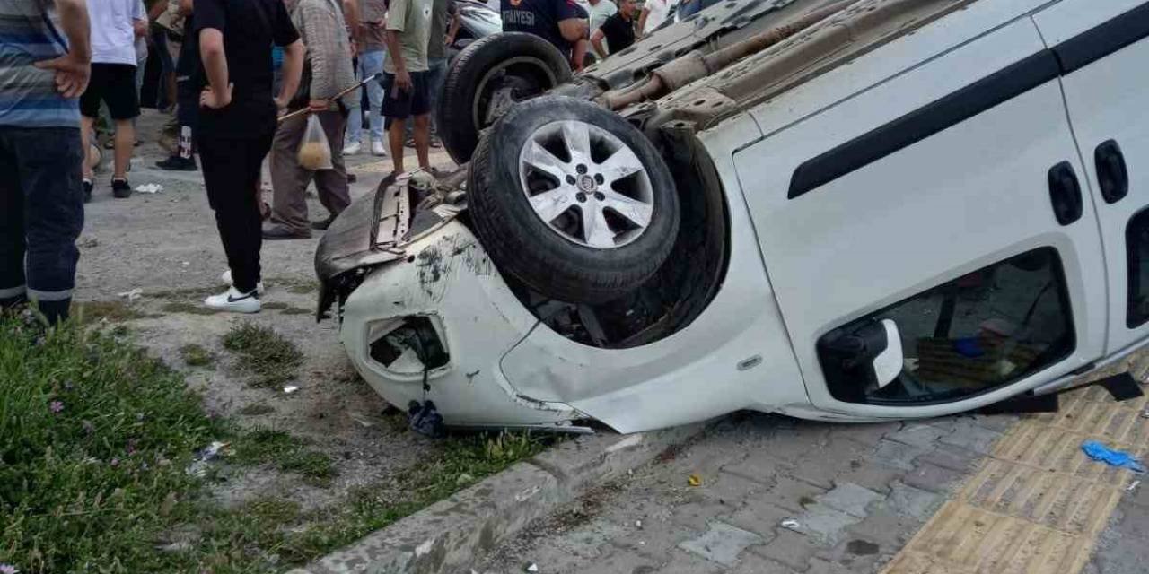 Söke’de Trafik Kazası: 1’i Çocuk 5 Yaralı