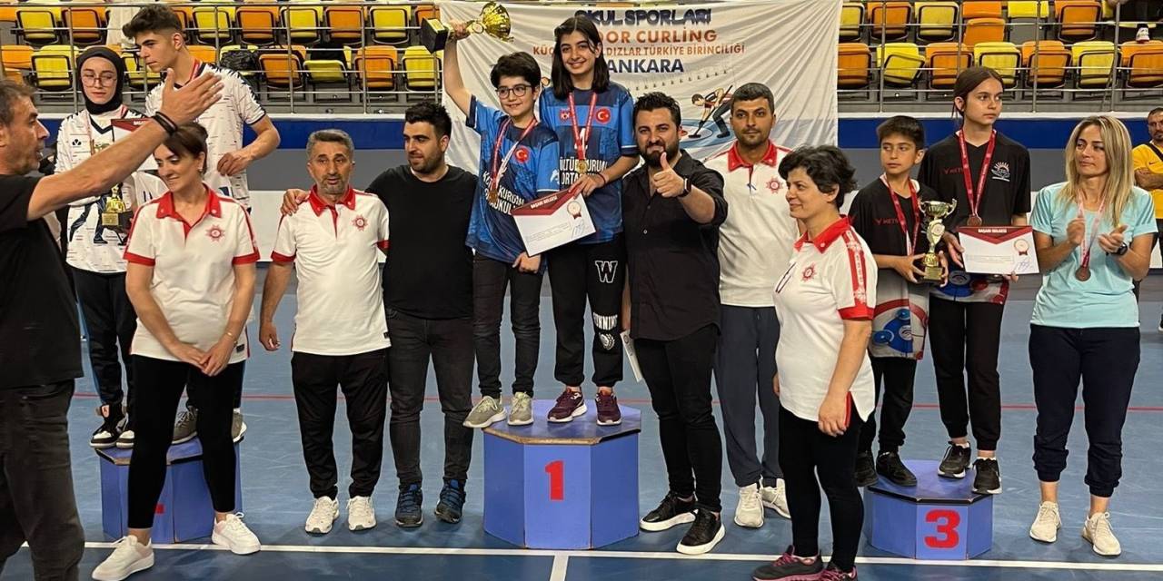 Floor Curling’te Şampiyon Erzurum’dan