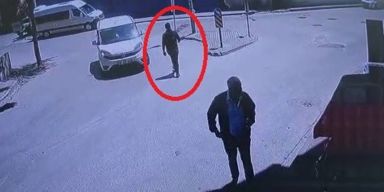 İnanılmaz Kaza Kamerada... Çarptığını Fark Etmedi, Üzerinden Böyle Geçti