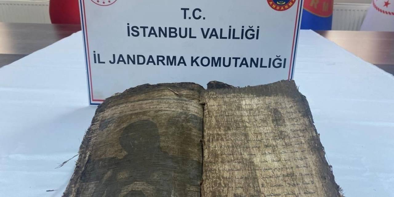 İstanbul’da 1100 Yıllık İncil Ele Geçirildi