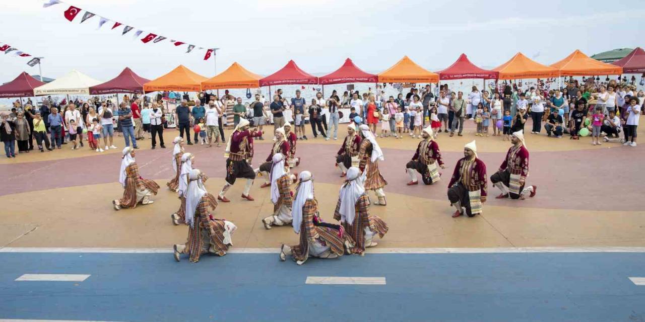 Mersin’de Çevre Ve Çocuk Şenliği Düzenlendi