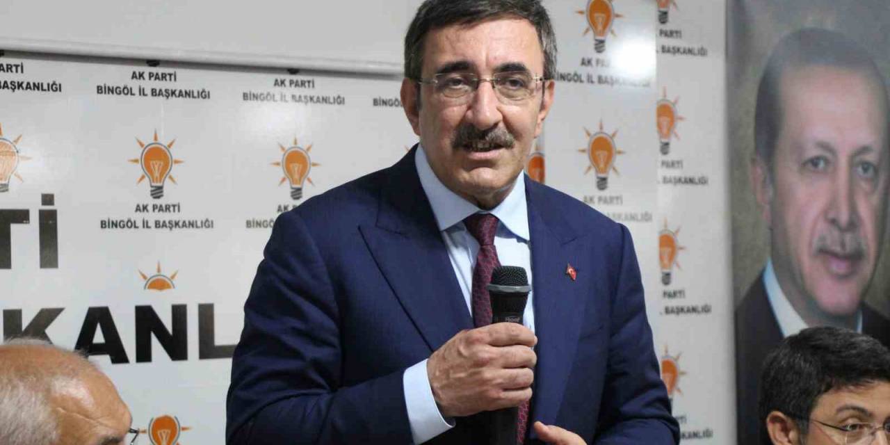 Cumhurbaşkanı Yardımcısı Yılmaz: "yeni Yüzyıla Yakışır Bir Şekilde Milletimize Ve  Ülkemize Hizmet Edeceğiz"