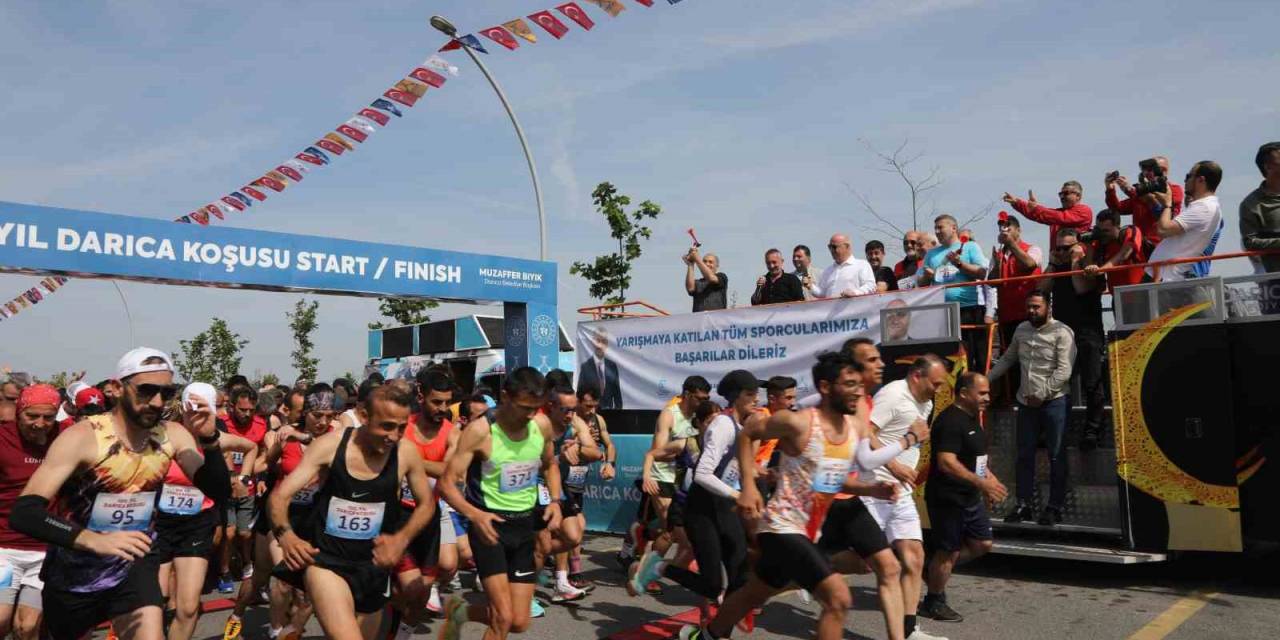 100. Yıl Darıca Koşusu, 600 Kişinin Katılımıyla Gerçekleşti