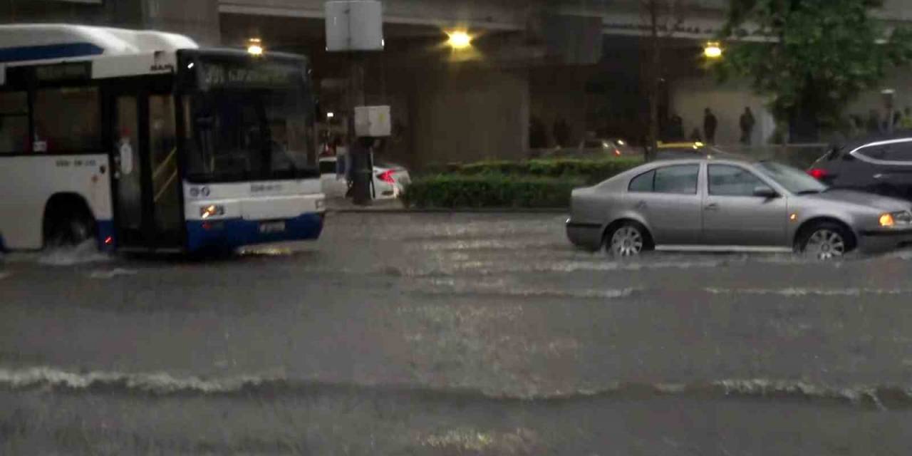 Ankara’da Sağanak Ve Dolu