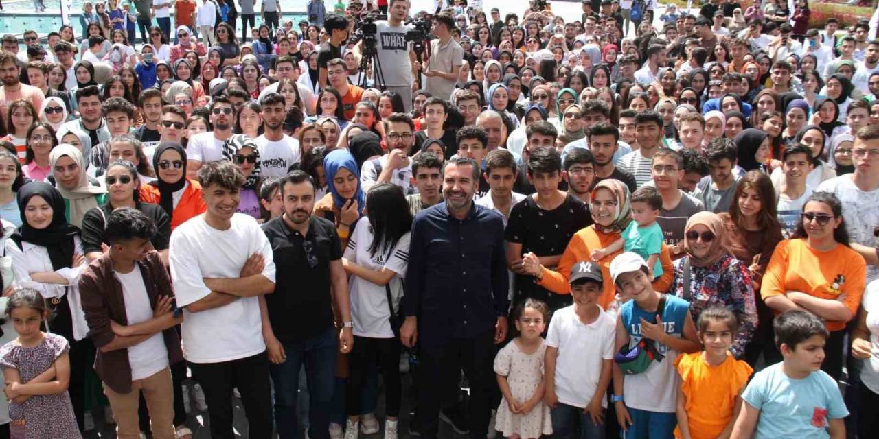 Elazığ’da Sınava Girecek Öğrencilere Moral Etkinliği