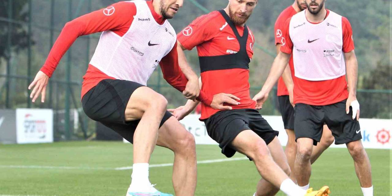 A Milli Futbol Takımı, Letonya Maçının Hazırlıklarına Başladı