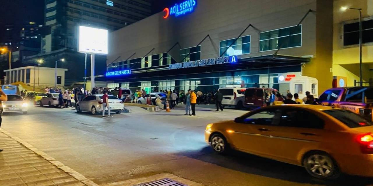 Düğünde İki Grup Arasında Çıkan Kavgada 1 Kişi Öldü, 2 Kişi Yaralandı
