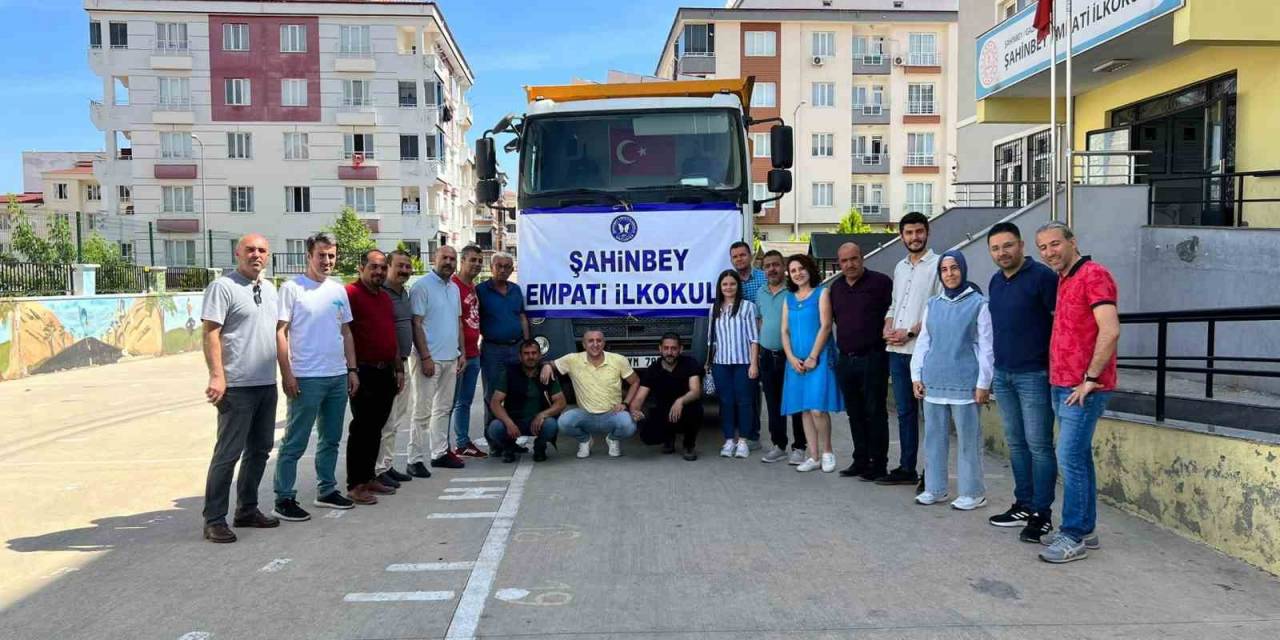 Gaziantep Şahinbey Empati İlkokulu Eğitimcilerinden Duyarlı Davranış