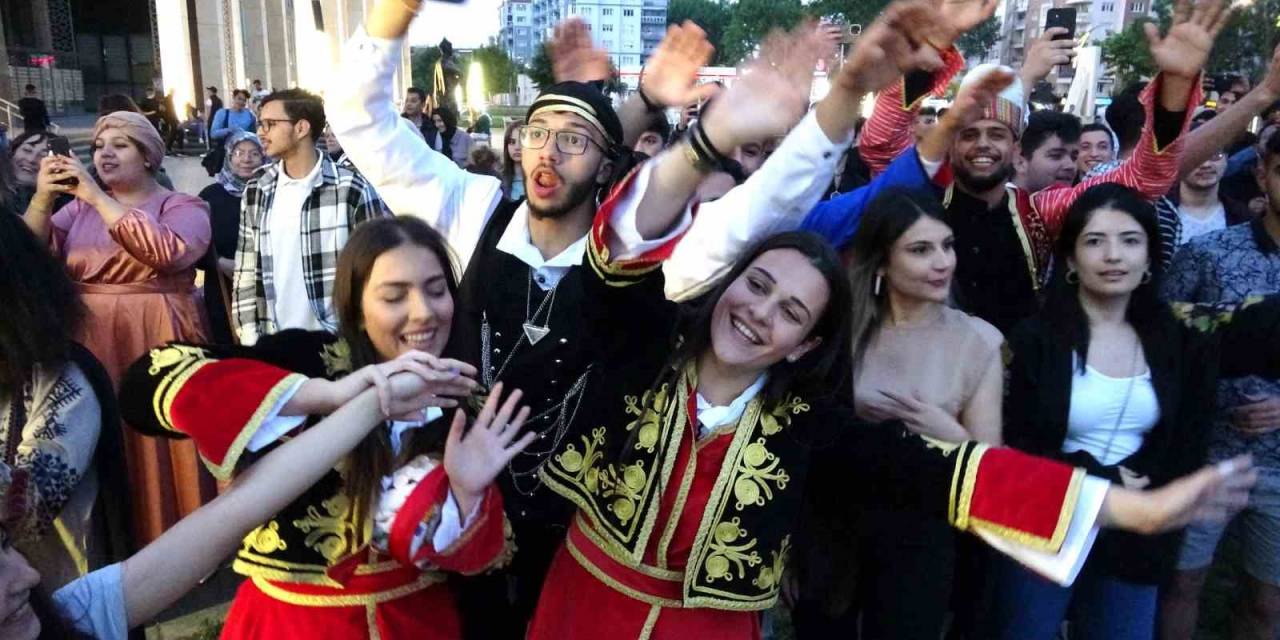 Tömer Öğrencilerinin Kütahya’daki Buluşması Renkli Görüntülere Sahne Oldu