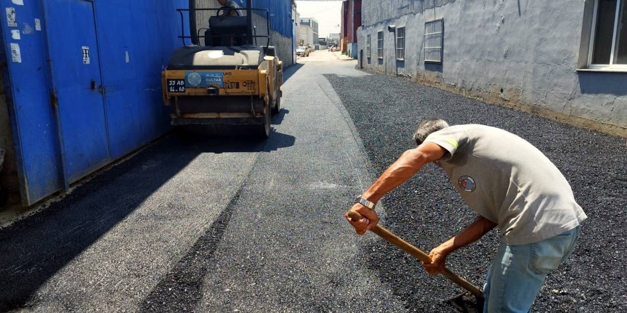 Akdeniz’de Yol Açma Ve Yenileme Çalışmaları Sürüyor