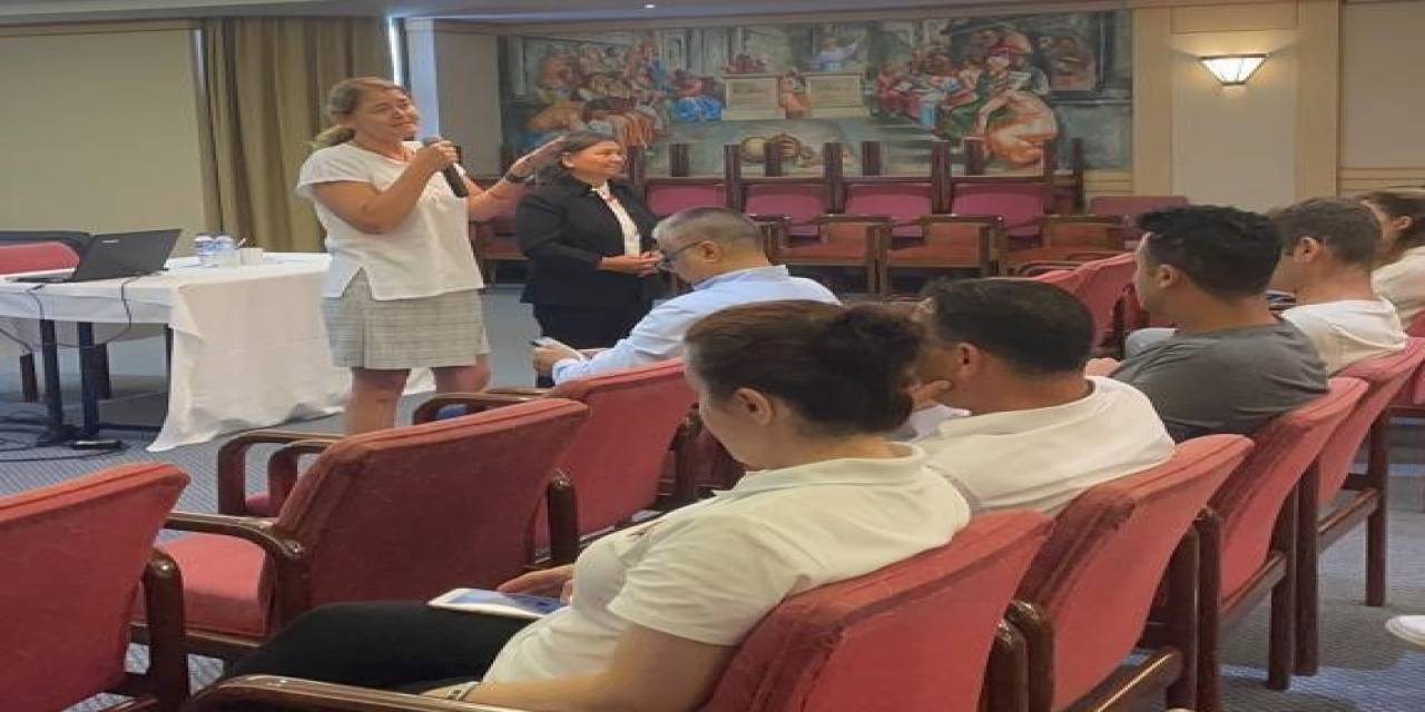 Marmaris’te ‘turizmde Çocuk Koruma’ Semineri Düzenlendi