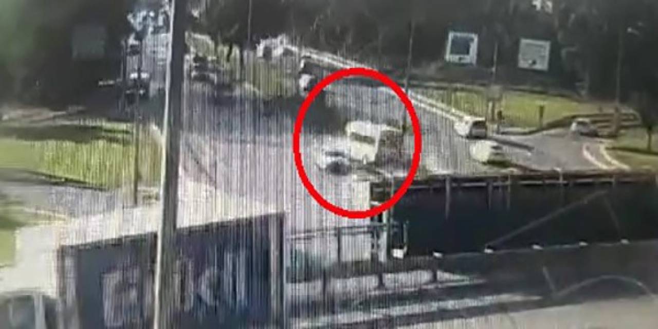 Bursa’da İşçi Servisi İle Otomobilin Çarpıştığı Kazada Ölü Sayısı 2’ye Yükseldi